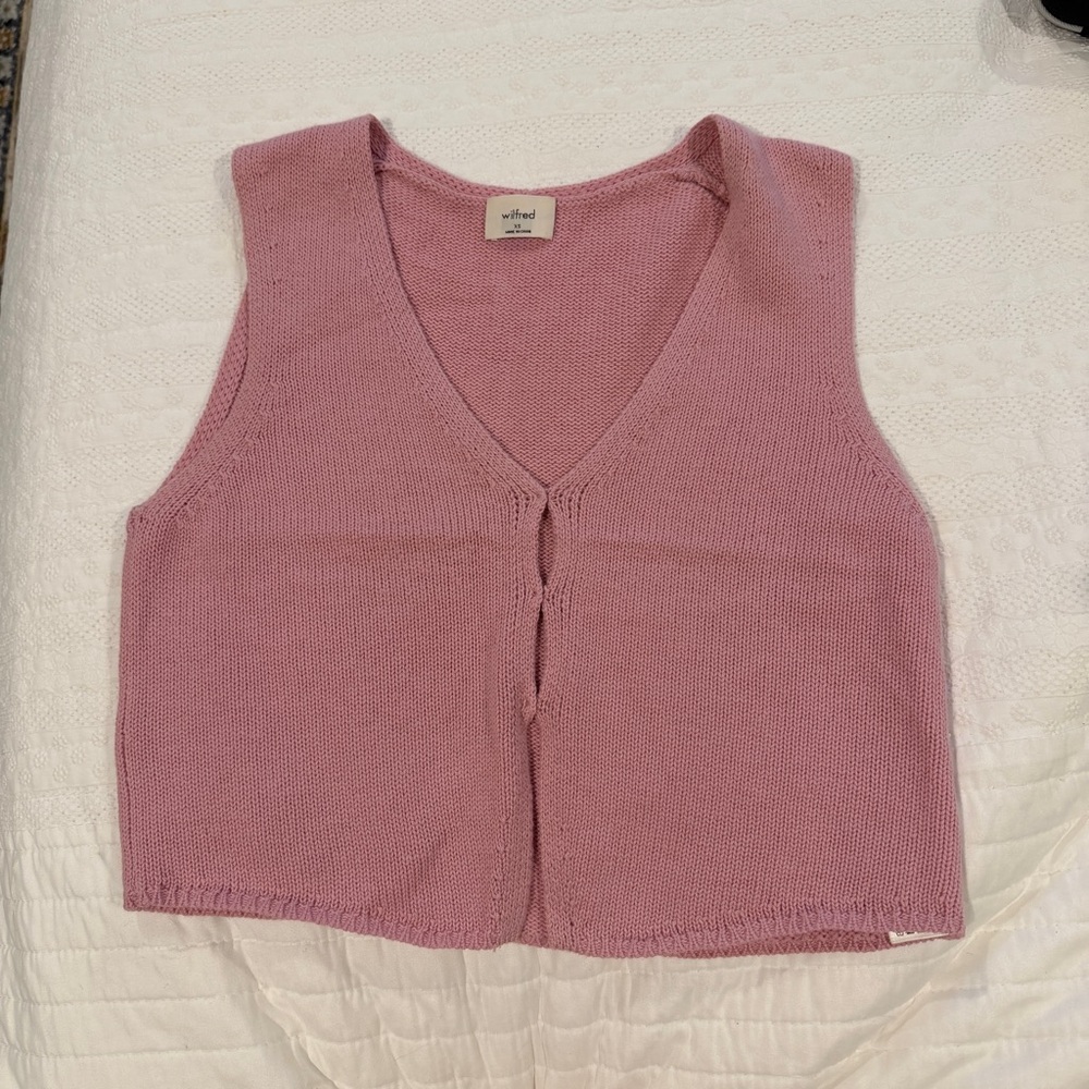 Wilfred | Dusty Pink Knit V-Neck Vest